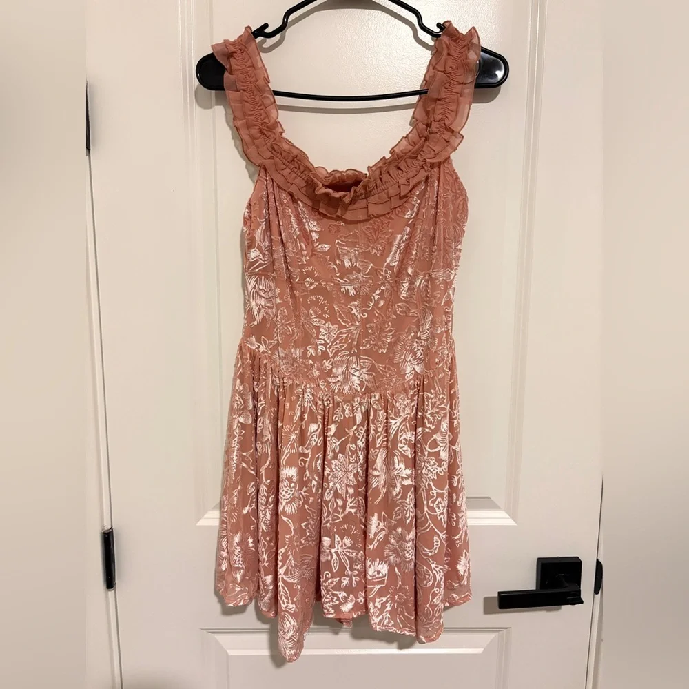 Urban Outfitters Mini Rose Pink Dress, Size Large, Formal, Cocktail Party Dress - Picture 2 of 12